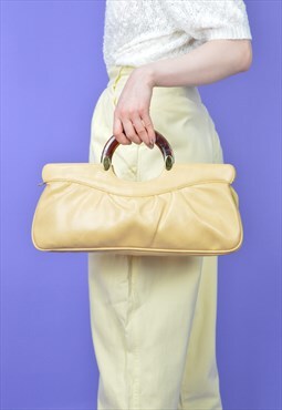 Vintage cream colour classic 80's leather messenger bag