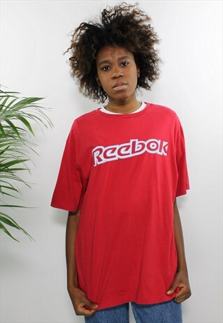 VINTAGE REEBOK T-SHIRT