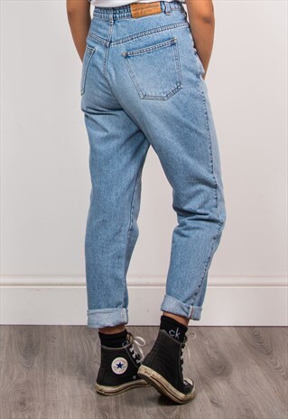 90'S VINTAGE BLUE DENIM MOM STYLE HIGH WAIST JEANS