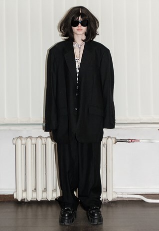 90's Vintage very oversized pinstriped kingpin suit in black
