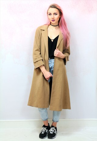 1970S VINTAGE CAMEL COLOURED WOOL LONGLINE COAT