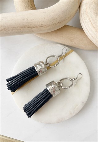 SILVER CORD HAMMERED FRINGE HOOK BLACK TASSEL  DROP EARRINGS