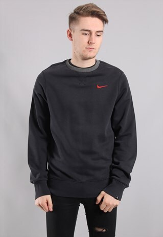 VINTAGE NIKE SWEATSHIRT
