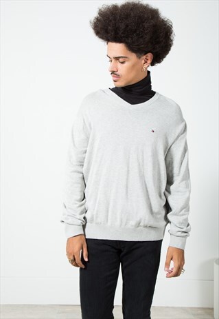ON SALE VINTAGE 80S TOMMY HILFIGER KNITWEAR JUMPER / S0458