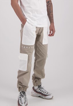 LOBATOFFICIAL cargo pants with pockets in beige/white