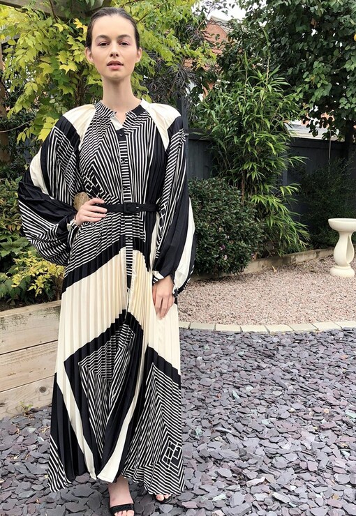 garment image