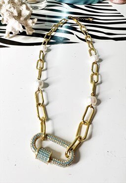 Lock Detail Chain in Gold, Turquoise and Pearl