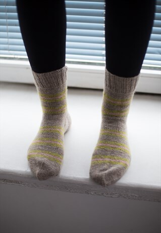 BROWN STRIPED HANDMADE KNITTED WOOL SOCKS