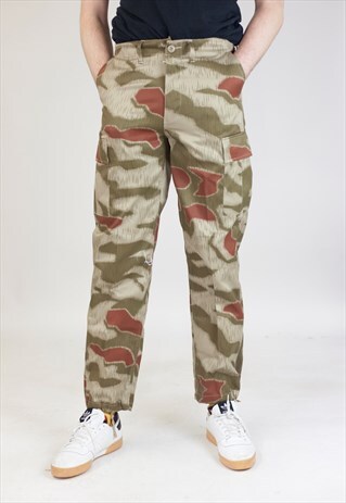 VINTAGE CAMO ARMY 90'S CARGO TROUSERS