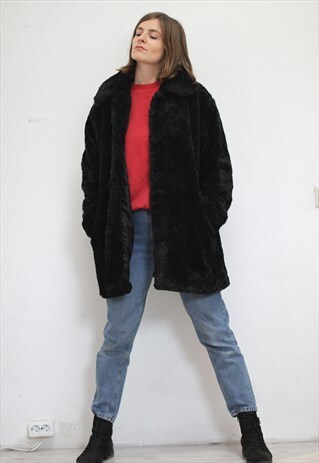 VINTAGE FAUX FUR COAT