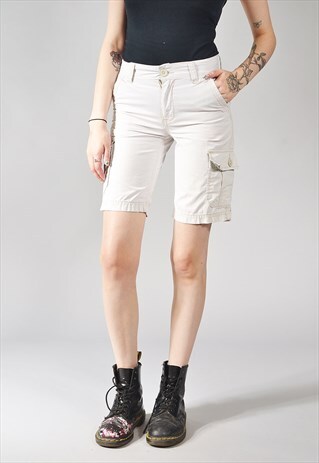 VINTAGE LEVI'S CARGO SHORTS OFF-WHITE