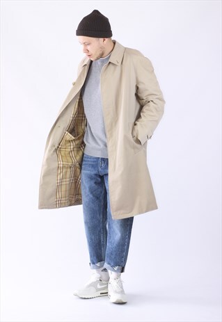 VINTAGE MENS BURBERRYS COAT NOVA CHECK LINING