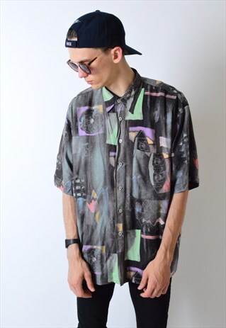 VINTAGE 90S ABSTRACT SHORT SLEEVE SHIRT