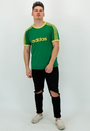 VINTAGE ADIDAS T-SHIRT
