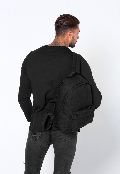 garment image