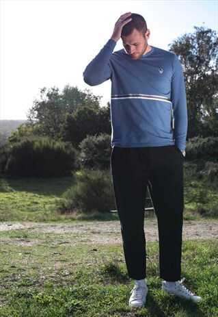 LONG SLEEVE BLUE STRIPE TSHIRT