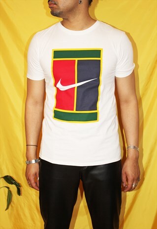 90S VINTAGE THE NIKE TEE T-SHIRT SMALL