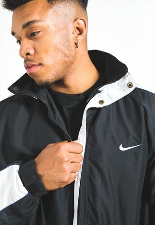 VINTAGE 80S NIKE WINDBREAKER JACKET / S2747