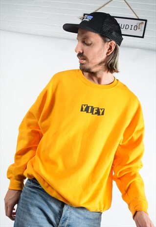 SWEATSHIRT IN GOLD WITH GRAPHIC PRINT LOGO .