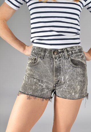 VINTAGE LEVI'S 505 DISTRESSED ACID WASH GREY SHORTS
