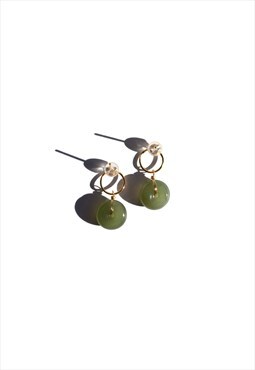 Green jade hollow earrings