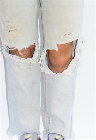 VINTAGE 90'S TOTALLY TRASHED MOM LEVI'S