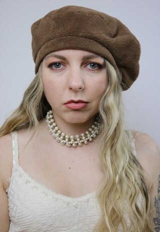 VINTAGE 80'S FAUX PEARL GOLD CHOKER BOUJIE NECKLACE