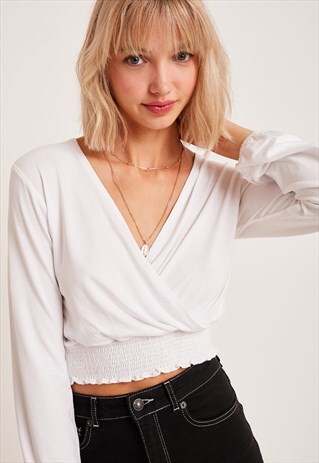 SUBDUED WHITE V-NECK T-SHIRT