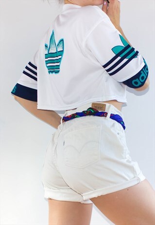 VINTAGE 90'S 501 HIGH WAIST OVERSIZED FIT LEVI'S SHORTS