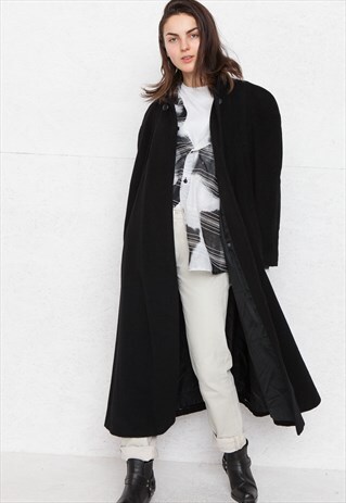 VINTAGE BLACK COAT