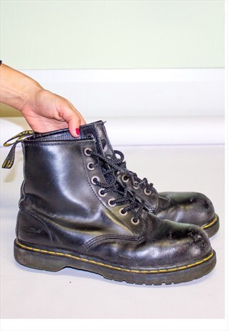 VINTAGE DR MARTEN STEEL TOE BOOTS UK9