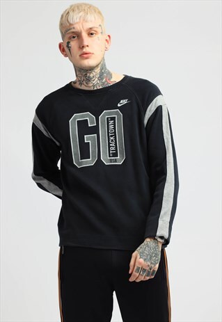 VINTAGE NIKE SWEATSHIRT