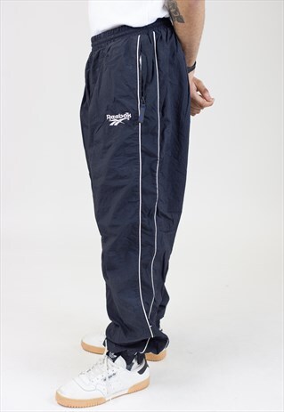 VINTAGE 90S REEBOK BLACKTRACKSUIT BOTTOMS