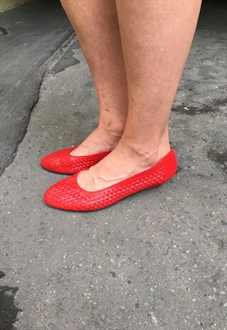 VINTAGE 80' AMAZING RED LEATHER PLAITED LOW-HEELED SHOES