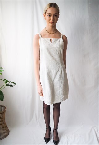 VINTAGE 90S WHITE FLORAL EMBROIDERED DRESS