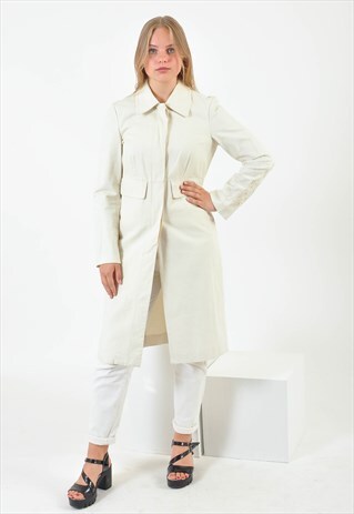 VINTAGE 90'S COAT IN WHITE
