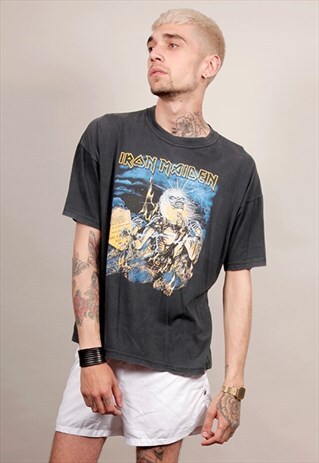 VINTAGE 90'S BLACK PRINTED IRON MAIDEN BAND T-SHIRT