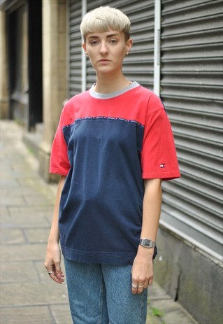 VINTAGE TOMMY HILFIGER SPELL OUT TSHIRT