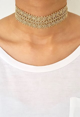 DETAILED METALLIC LACE CHOKER - GOLD