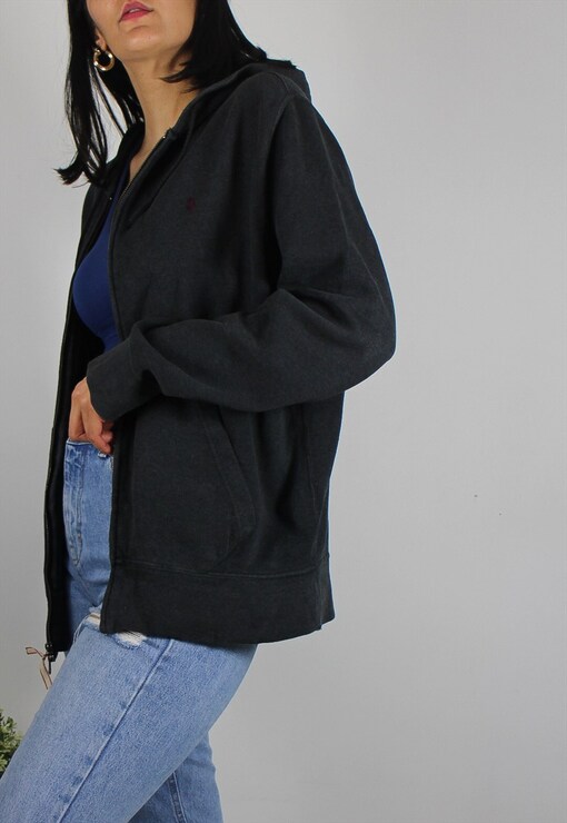 garment image