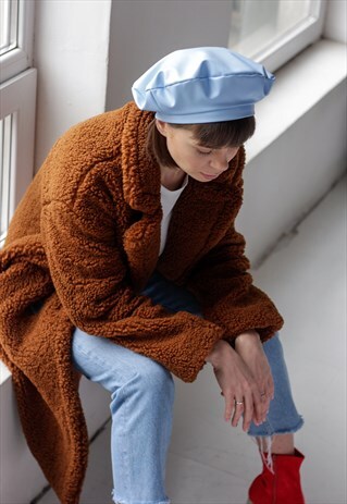 BLUE FAUX LEATHER BERET HAT