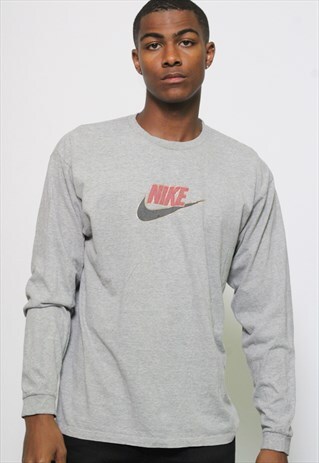 VINTAGE NIKE LONG SLEEVE T-SHIRT