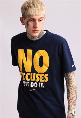 VINTAGE NIKE T-SHIRT