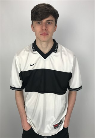 90S VINTAGE NIKE JERSEY