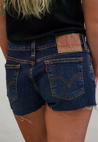 VINTAGE LEVI'S SHORTS