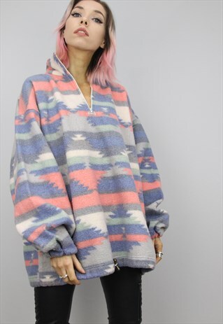 VINTAGE 90S OVERSIZED PATTERNED FLEECE