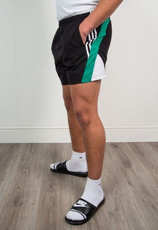VINTAGE ADIDAS SHORTS