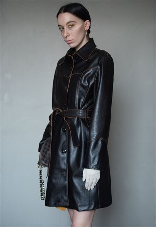 90S VINTAGE GRUNGE BROWN LEATHER COAT WITH BELT .