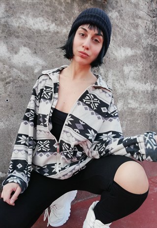 VINTAGE WINTER FLEECE.