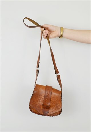 LEATHER SADDLE BAG